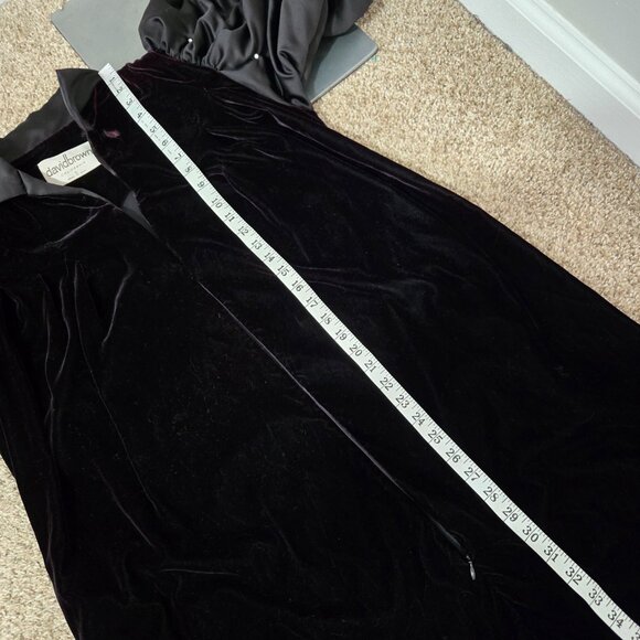 Sz S Late 70s-80s Vintage David Brown for Saks Black Velvet Zipup Gown/Maxi Coat - Picture 14 of 14